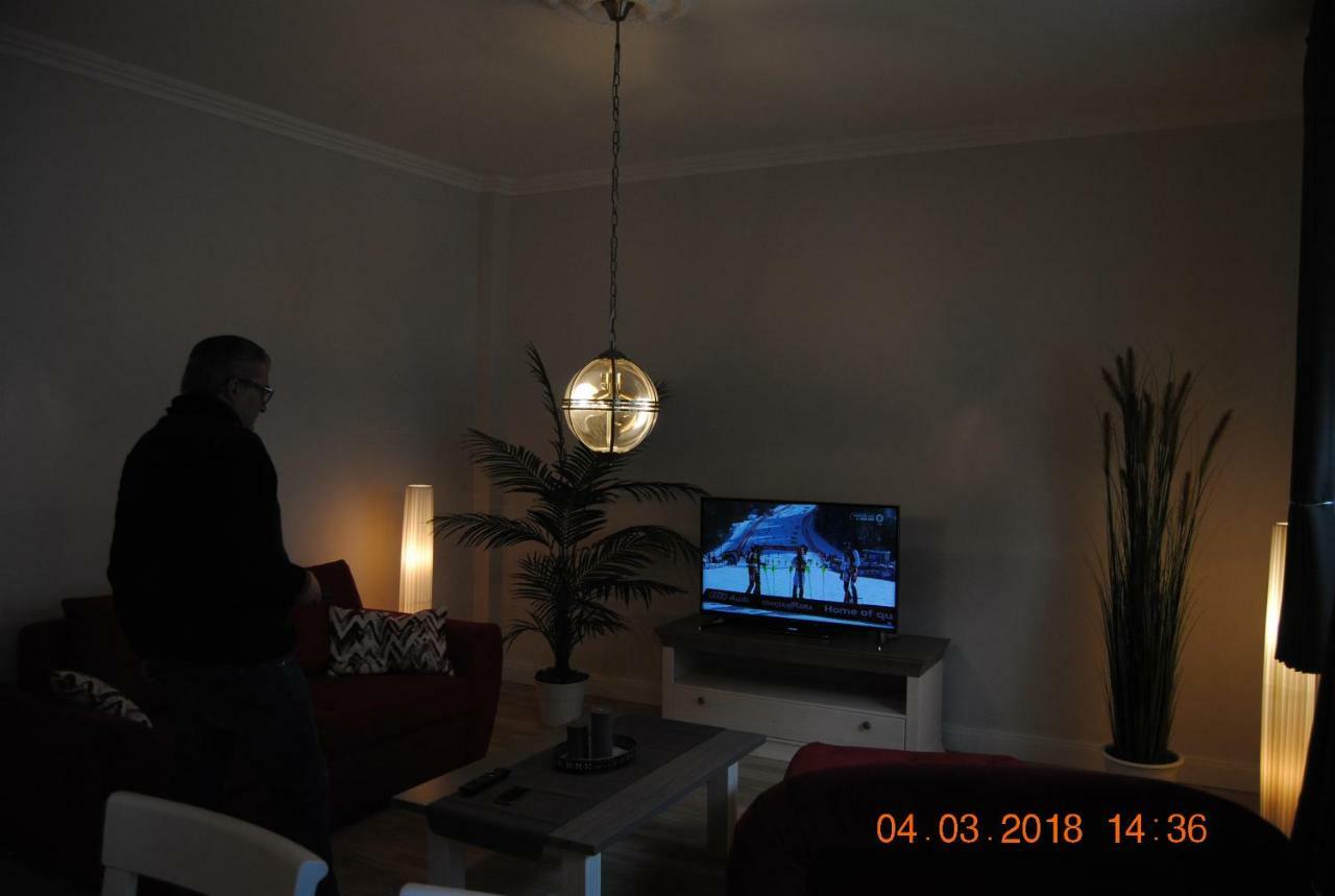 Schoene Ferienwohnung Zentral Gelegen Киль Экстерьер фото